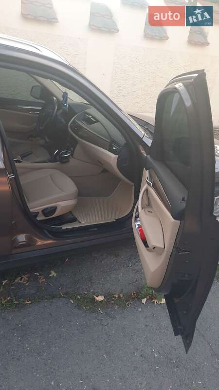 Позашляховик / Кросовер BMW X1 2012 в Борисполі