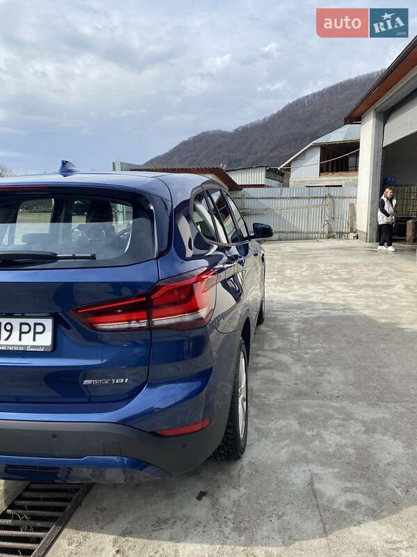 Позашляховик / Кросовер BMW X1 2022 в Тячеві