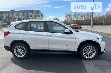 Позашляховик / Кросовер BMW X1 2015 в Львові