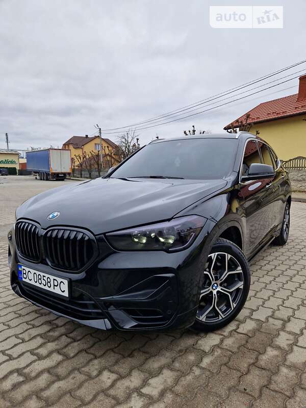 Позашляховик / Кросовер BMW X1 2019 в Городку