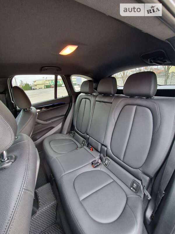 Позашляховик / Кросовер BMW X1 2019 в Городку
