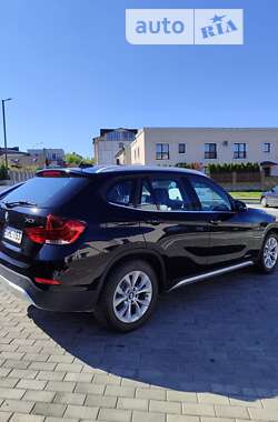 Внедорожник / Кроссовер BMW X1 2013 в Ровно