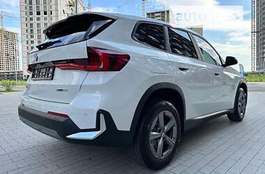 Внедорожник / Кроссовер BMW X1 2023 в Киеве