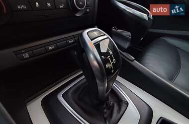 Внедорожник / Кроссовер BMW X1 2012 в 