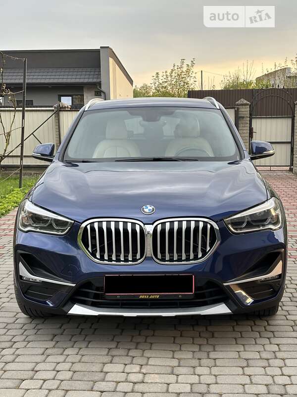 Позашляховик / Кросовер BMW X1 2017 в Львові