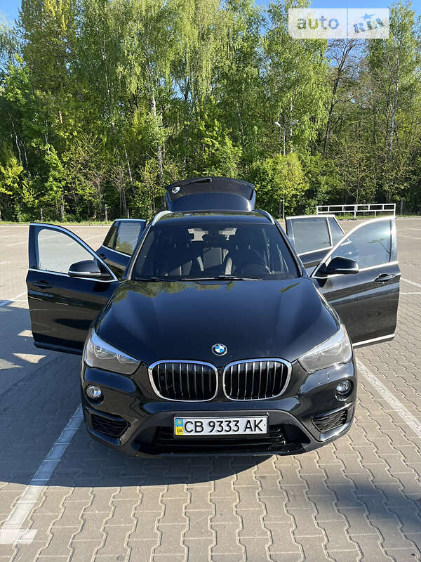 Позашляховик / Кросовер BMW X1 2017 в Чернігові