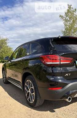 Внедорожник / Кроссовер BMW X1 2020 в Теплодаре