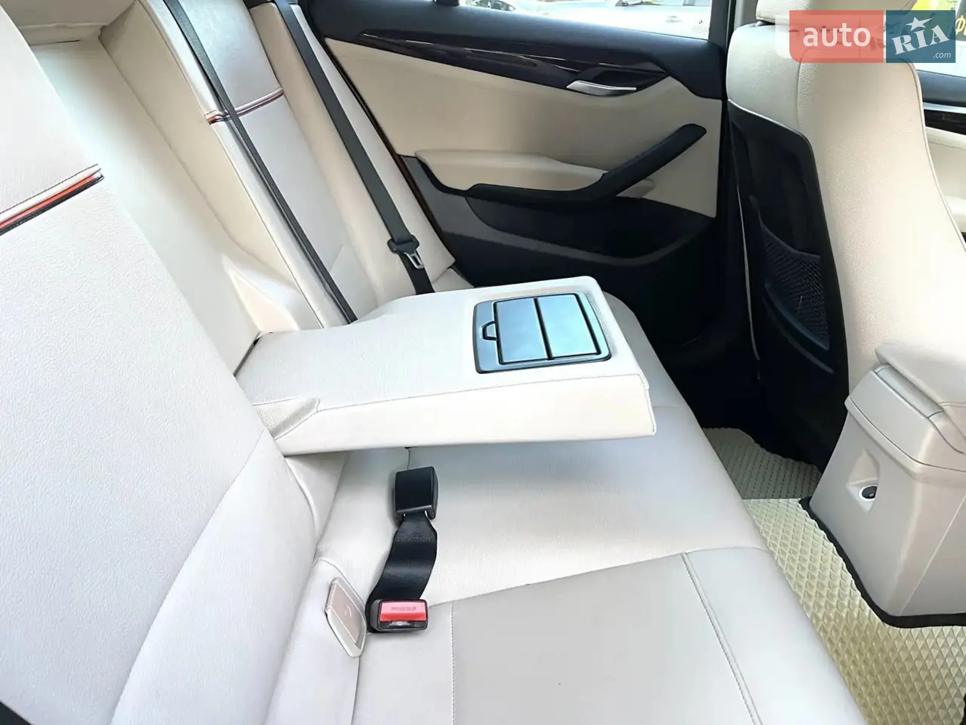 2013 BMW X1 - мініатюра 23