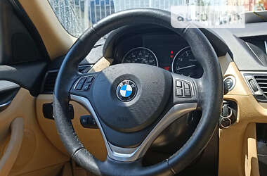 Позашляховик / Кросовер BMW X1 2013 в Харкові