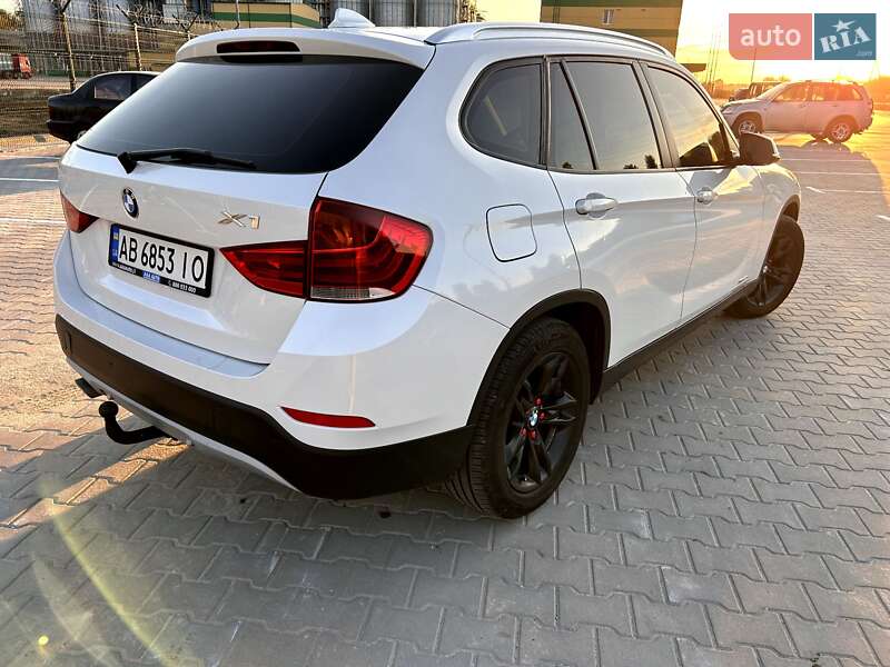 Внедорожник / Кроссовер BMW X1 2012 в Староконстантинове