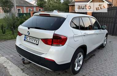 Внедорожник / Кроссовер BMW X1 2011 в Полтаве