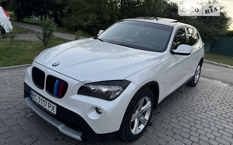 Внедорожник / Кроссовер BMW X1 2011 в Полтаве