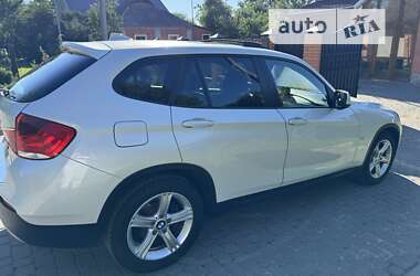 Внедорожник / Кроссовер BMW X1 2011 в Полтаве