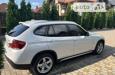 Позашляховик / Кросовер BMW X1 2012 в Ужгороді