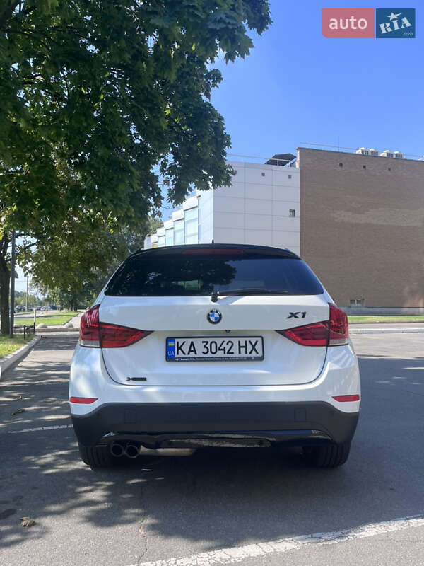 Внедорожник / Кроссовер BMW X1 2013 в Днепре