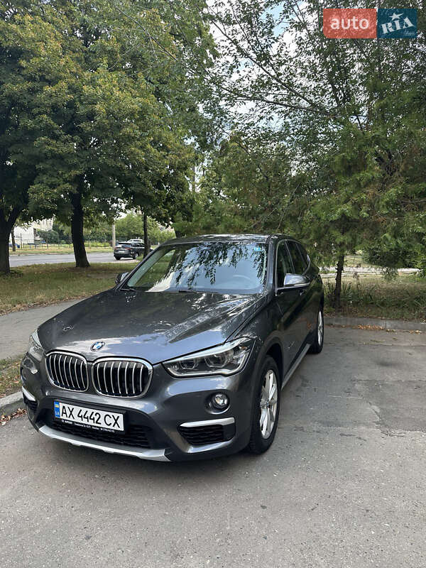 Позашляховик / Кросовер BMW X1 2016 в Харкові