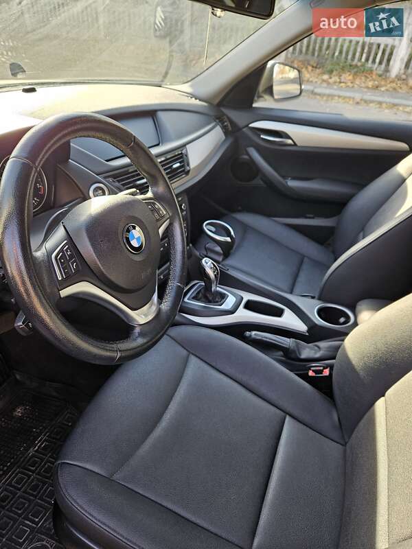 Позашляховик / Кросовер BMW X1 2015 в Коростишеві