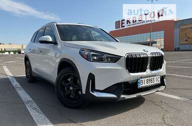 Внедорожник / Кроссовер BMW X1 2023 в Полтаве