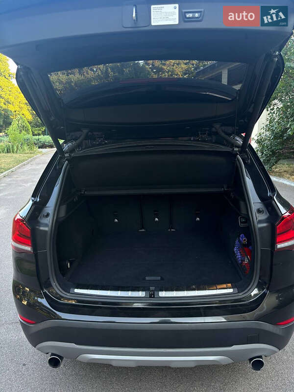 Внедорожник / Кроссовер BMW X1 2017 в Черкассах