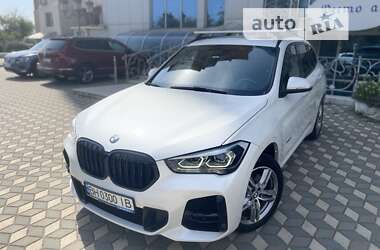 Внедорожник / Кроссовер BMW X1 2017 в Одессе