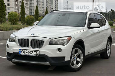 Позашляховик / Кросовер BMW X1 2013 в Києві