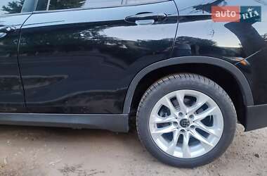 Внедорожник / Кроссовер BMW X1 2014 в 