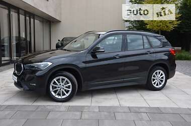 Внедорожник / Кроссовер BMW X1 2022 в Киеве