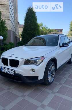 Позашляховик / Кросовер BMW X1 2012 в Ірпені