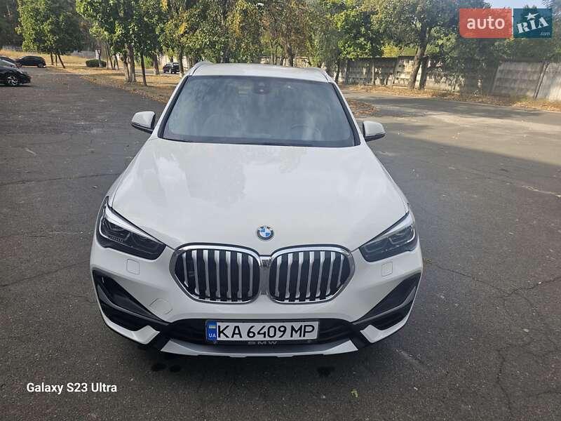 Внедорожник / Кроссовер BMW X1 2020 в Киеве