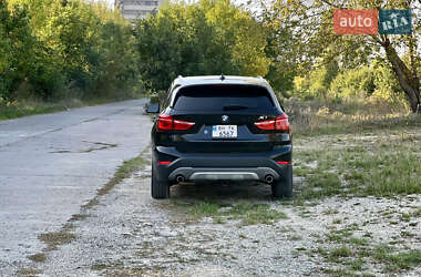 Внедорожник / Кроссовер BMW X1 2017 в Кодыме