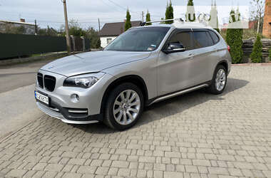 Внедорожник / Кроссовер BMW X1 2014 в Самборе