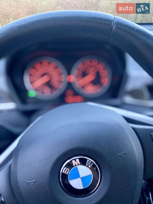 Позашляховик / Кросовер BMW X1 2016 в Рівному фото 10 Позашляховик / Кросовер BMW X1 2016 в Рівному