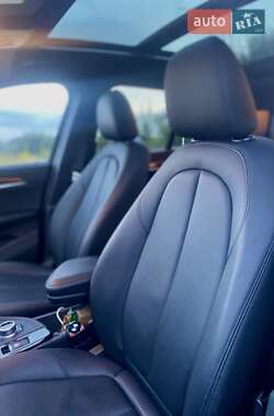 Позашляховик / Кросовер BMW X1 2016 в Рівному