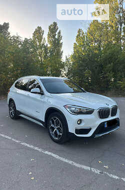 Внедорожник / Кроссовер BMW X1 2016 в Кременчуге