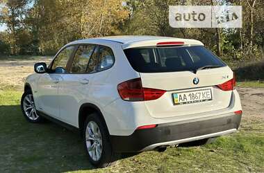 Позашляховик / Кросовер BMW X1 2010 в Києві