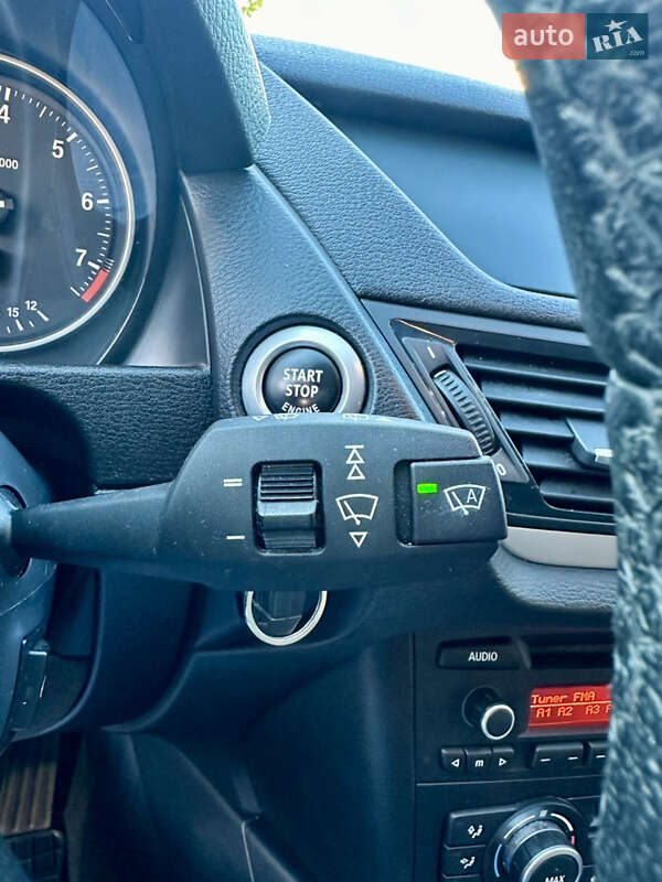 Внедорожник / Кроссовер BMW X1 2014 в Бердичеве