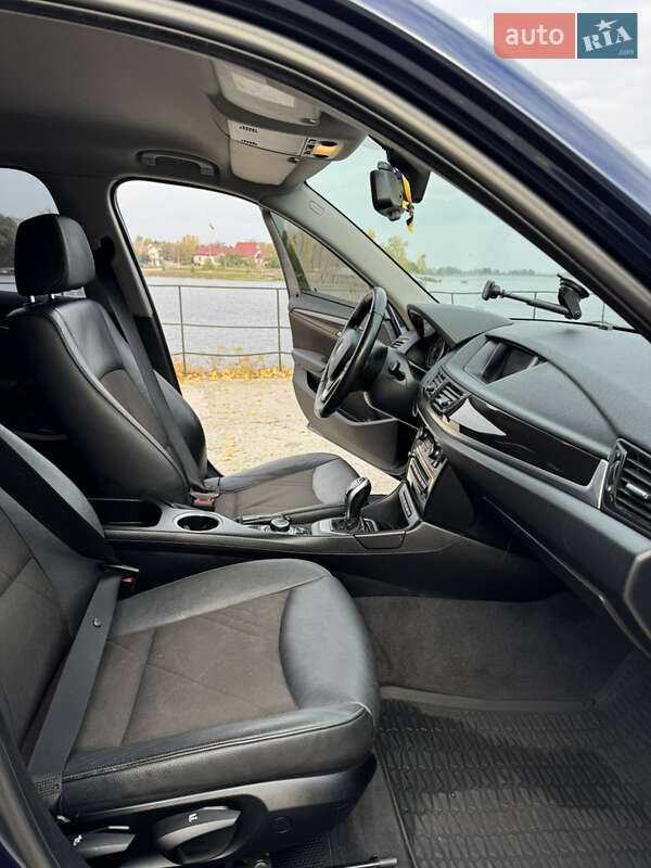 Внедорожник / Кроссовер BMW X1 2014 в Обухове