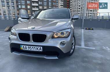 Внедорожник / Кроссовер BMW X1 2010 в Киеве