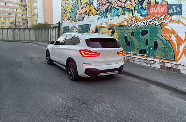 Внедорожник / Кроссовер BMW X1 2016 в Львове