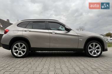 Внедорожник / Кроссовер BMW X1 2010 в Хмельницком