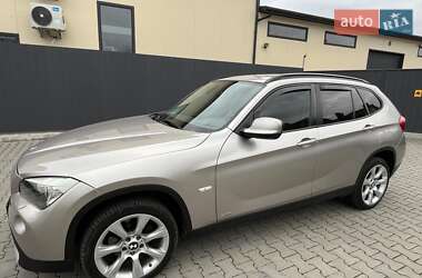 Внедорожник / Кроссовер BMW X1 2010 в Хмельницком