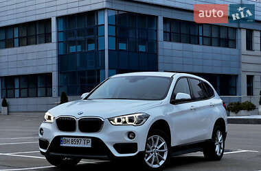 Позашляховик / Кросовер BMW X1 2017 в Києві