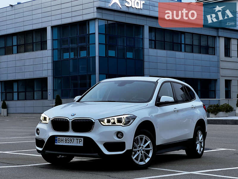 Позашляховик / Кросовер BMW X1 2017 в Києві