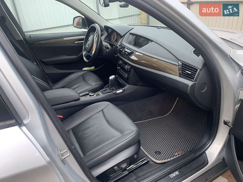 Внедорожник / Кроссовер BMW X1 2013 в Харькове