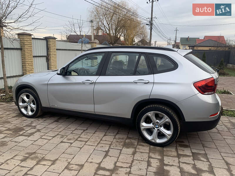 Внедорожник / Кроссовер BMW X1 2013 в Харькове