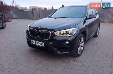 Внедорожник / Кроссовер BMW X1 2017 в Дубно