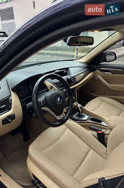 Позашляховик / Кросовер BMW X1 2013 в Києві