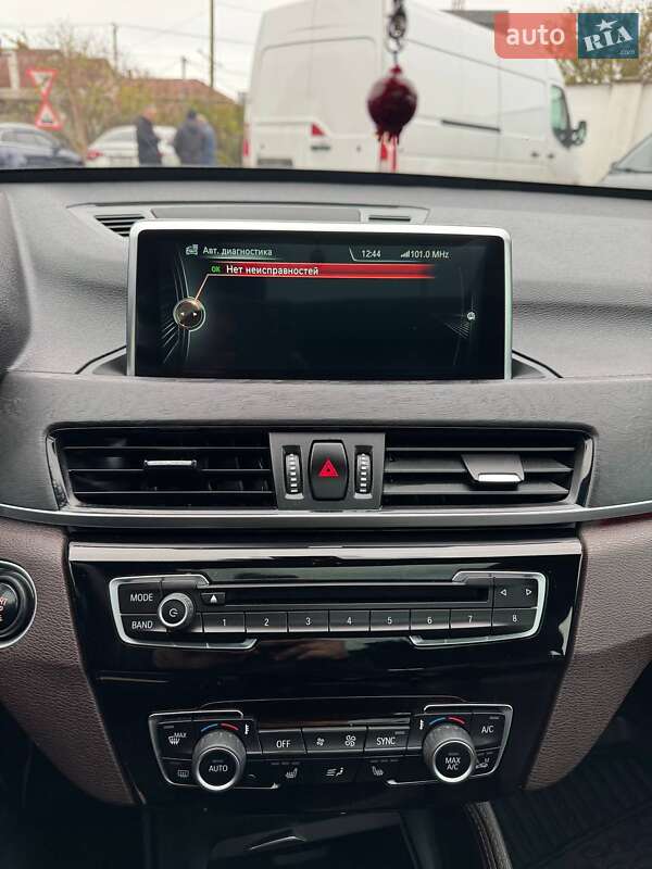 Позашляховик / Кросовер BMW X1 2017 в Одесі