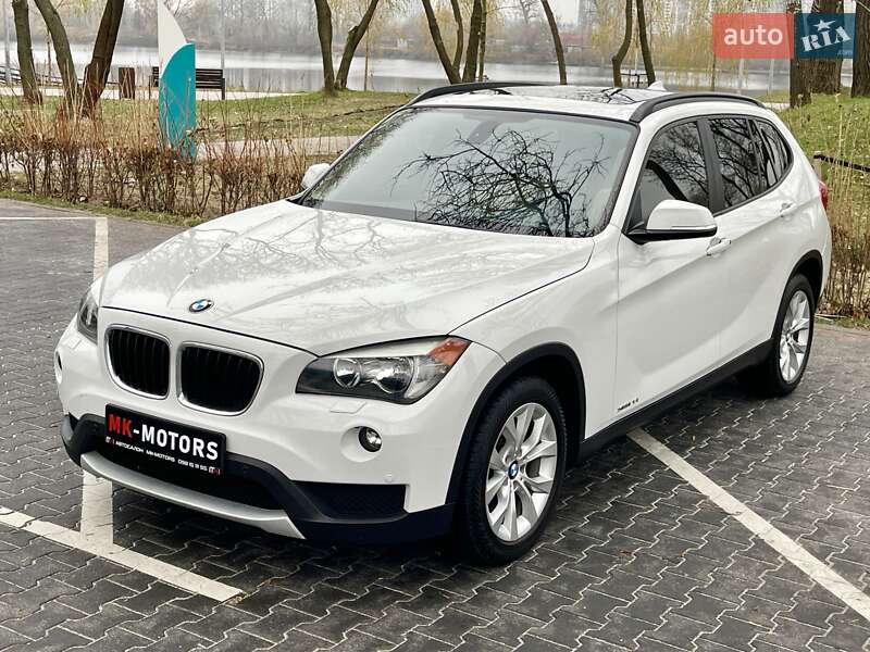 Позашляховик / Кросовер BMW X1 2013 в Києві