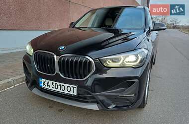 Внедорожник / Кроссовер BMW X1 2022 в Киеве